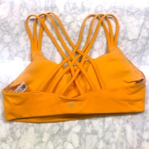 Athleta Sports Bra - Women’s M